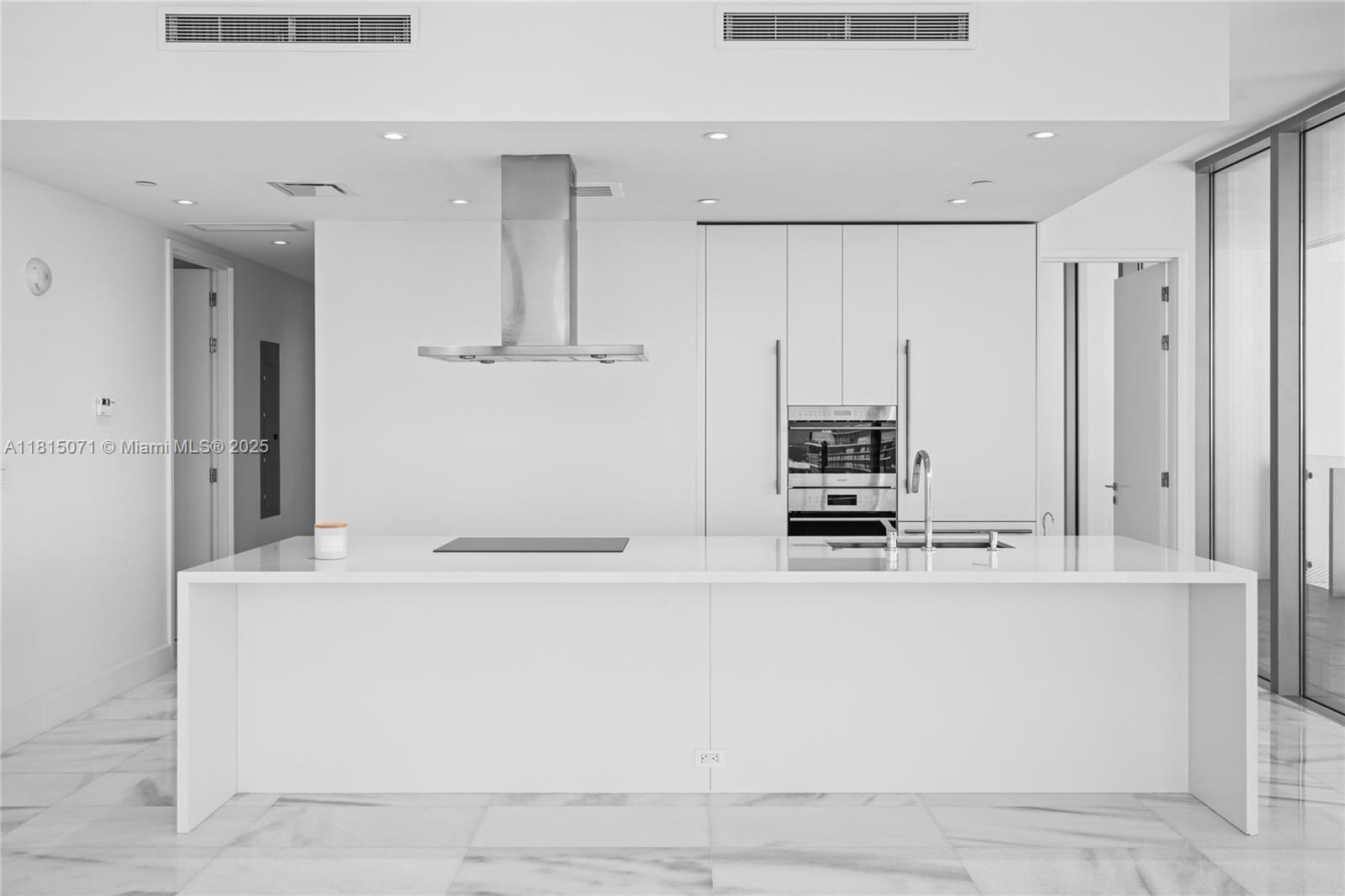 700 NE 26th Ter 1106