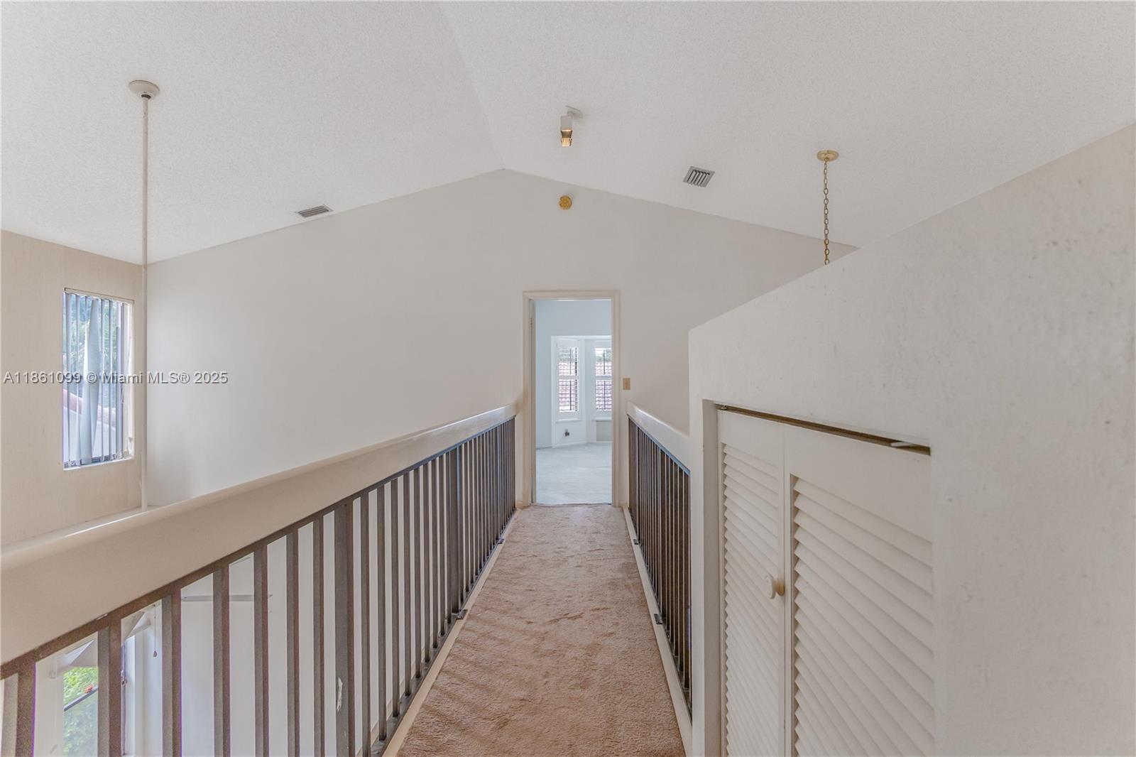 WIMBLEDON VILLAS OF VIA V - Residential