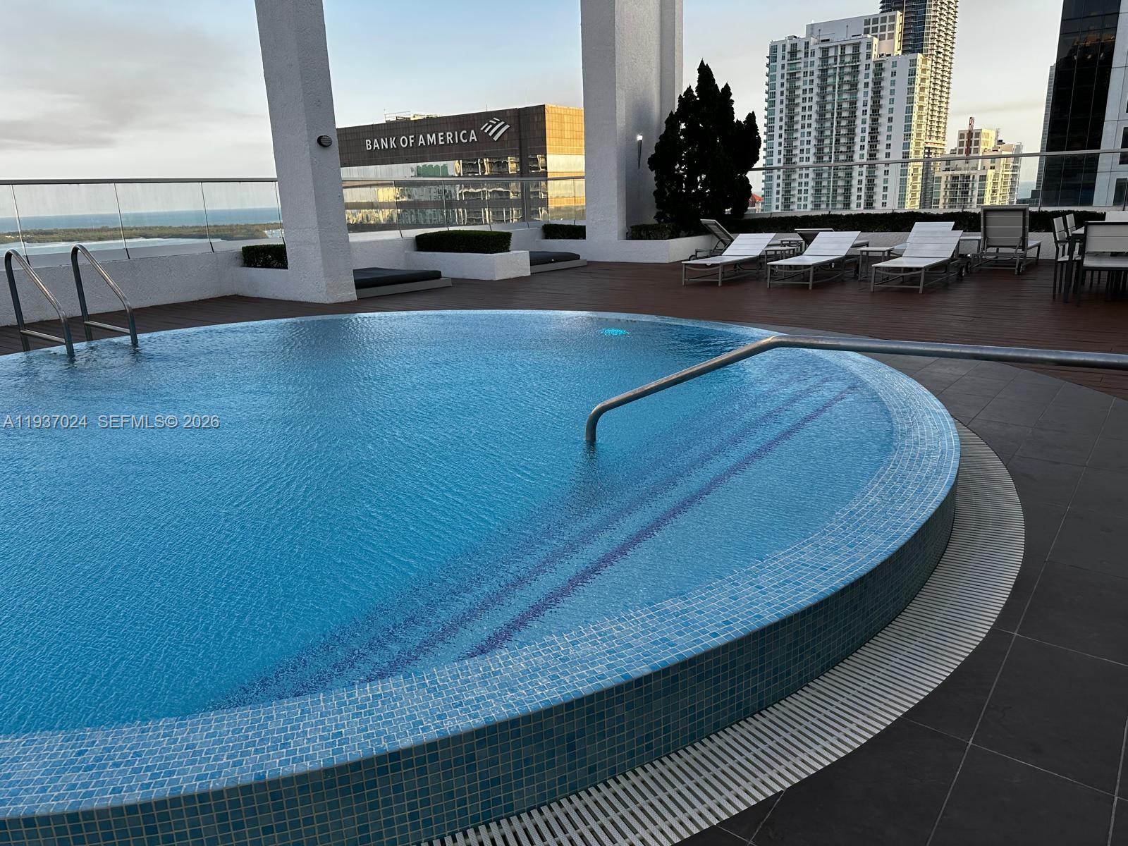 500 BRICKELL EAST CONDO - Residential