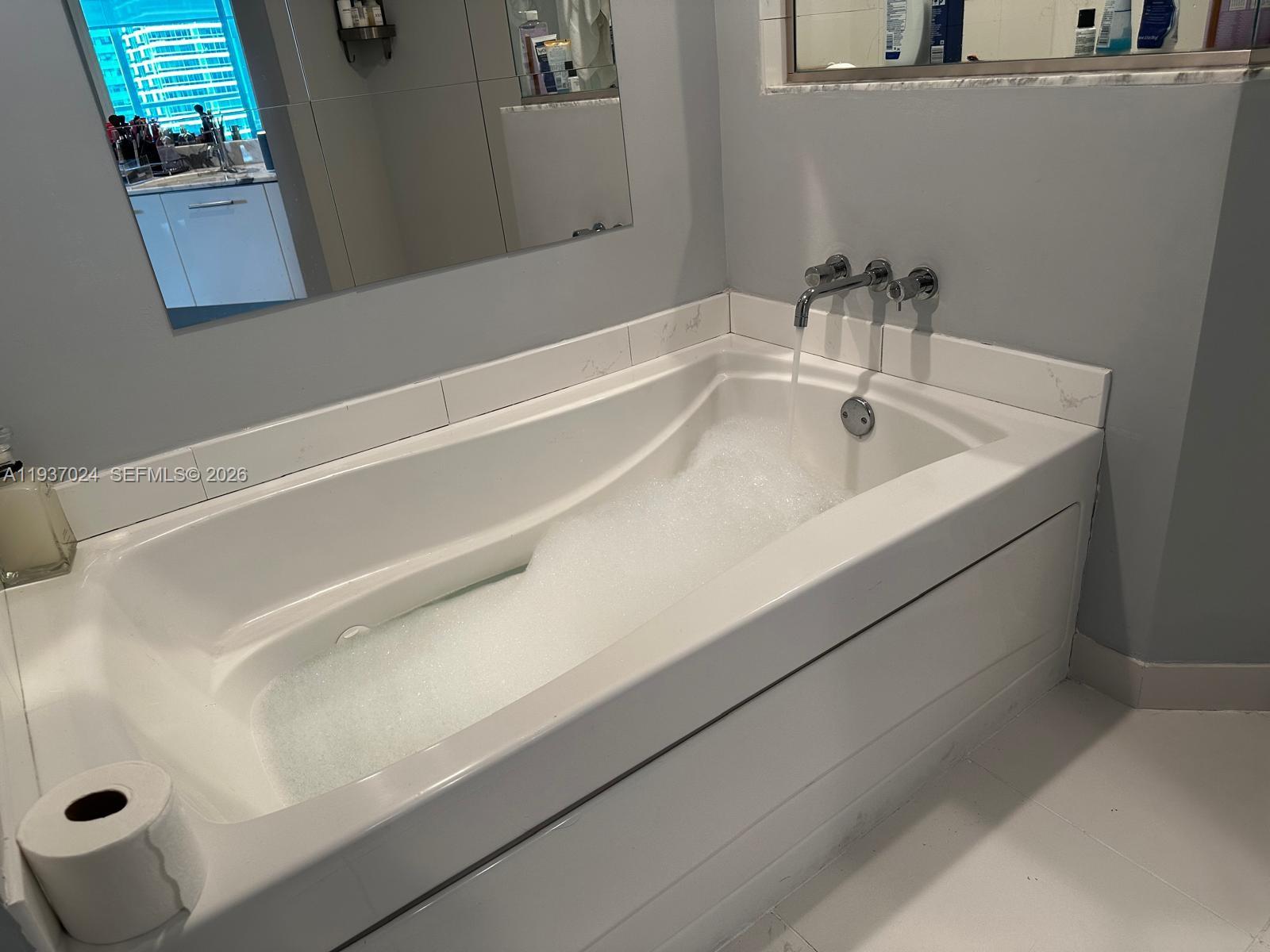 500 BRICKELL EAST CONDO - Residential