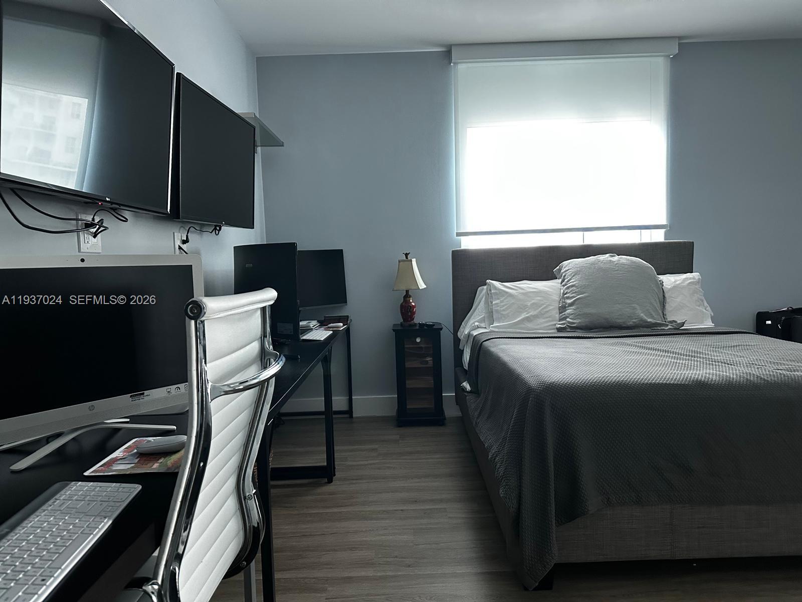 500 BRICKELL EAST CONDO - Residential