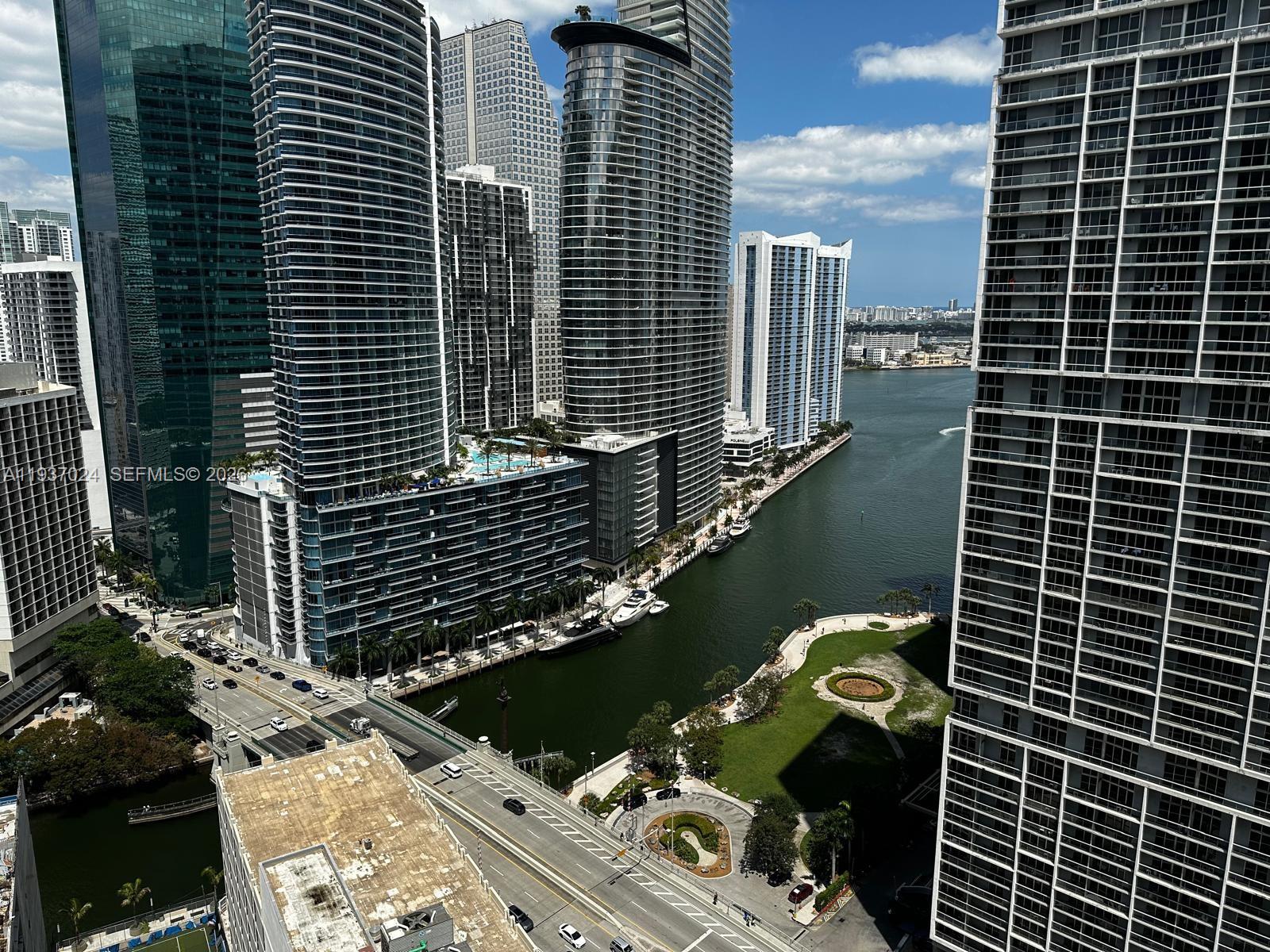 500 BRICKELL EAST CONDO - Residential