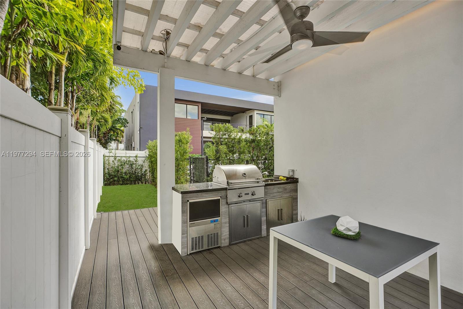 DORAL COMMONS RESIDENTIAL - Residential