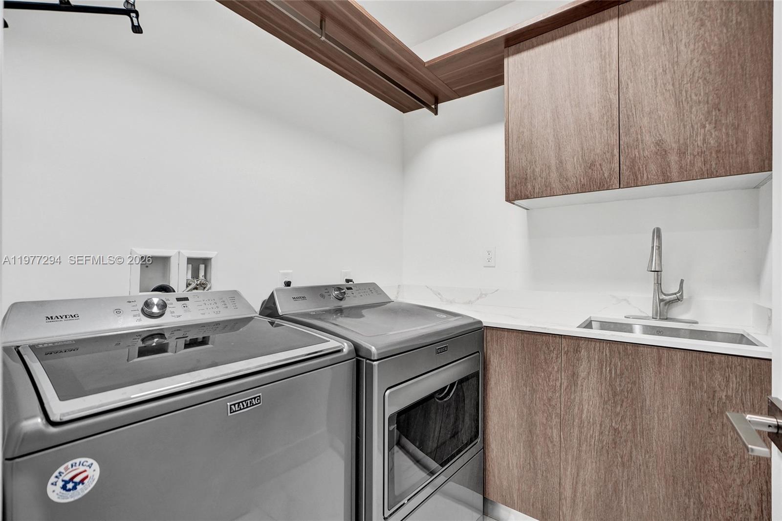 DORAL COMMONS RESIDENTIAL - Residential