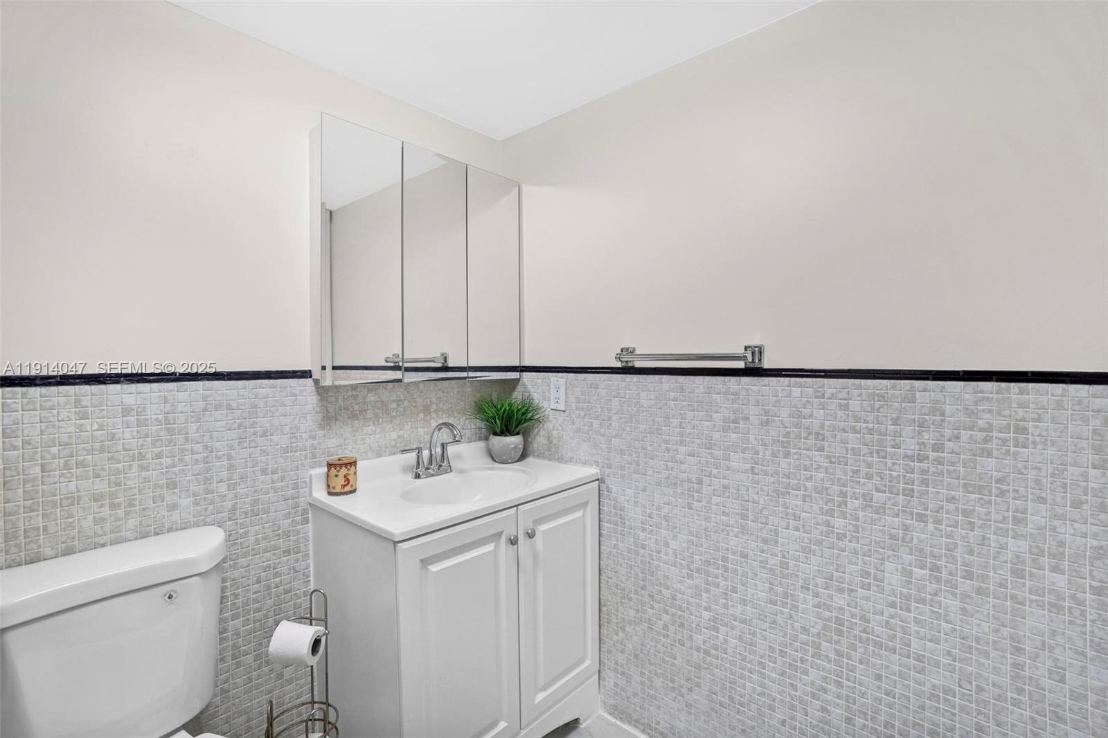 RO-MONT SOUTH CONDO C - Residential