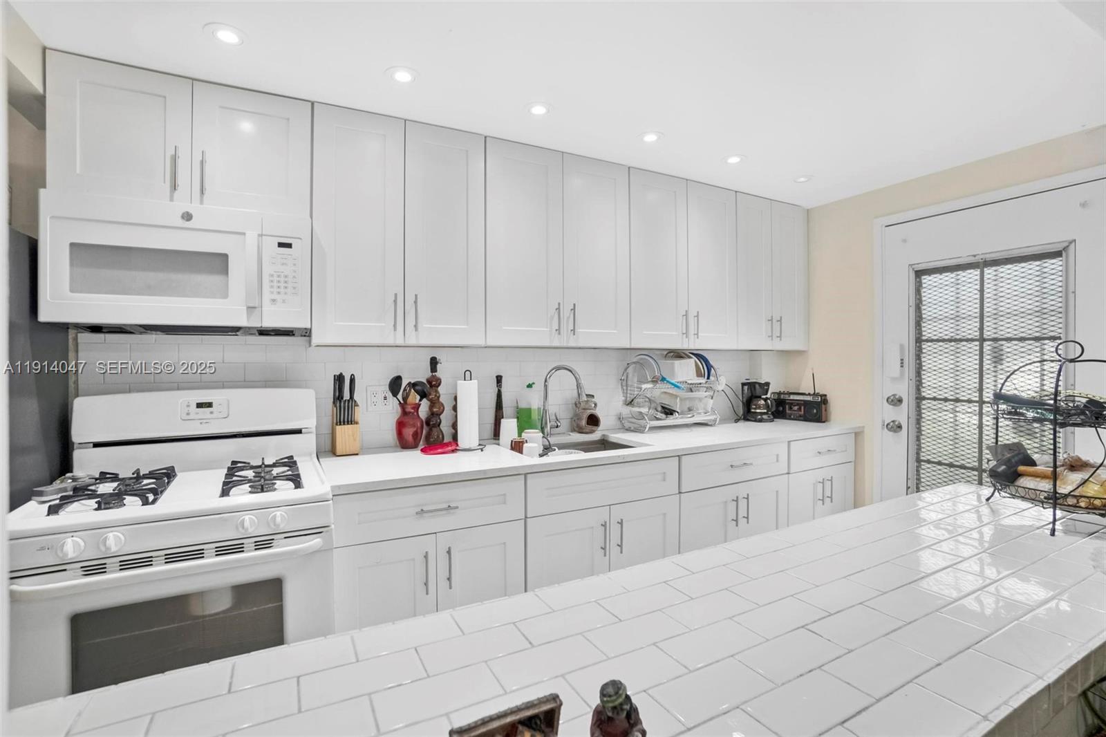 RO-MONT SOUTH CONDO C - Residential