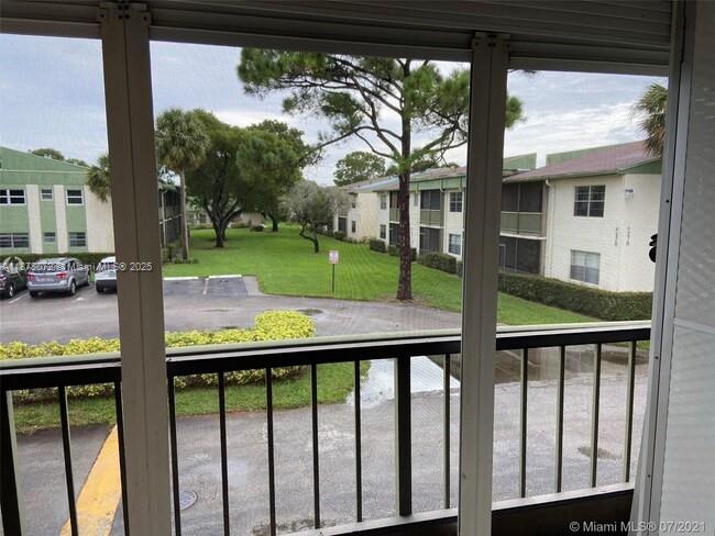 RAMBLEWOOD EAST CONDO - Residential Lease