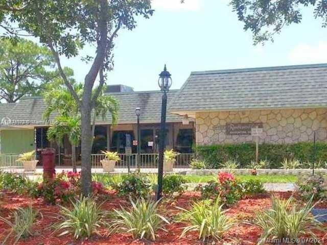 RAMBLEWOOD EAST CONDO - Residential Lease