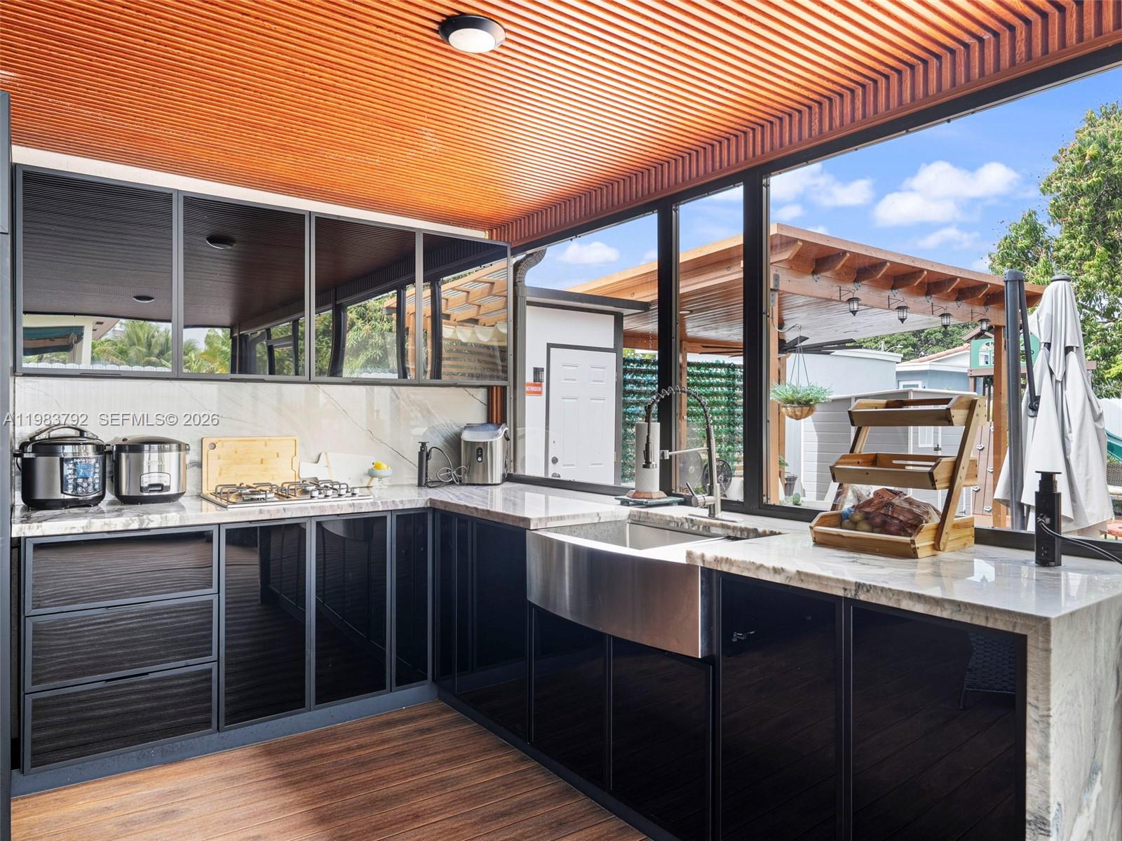 W FLAGLER PK - Residential