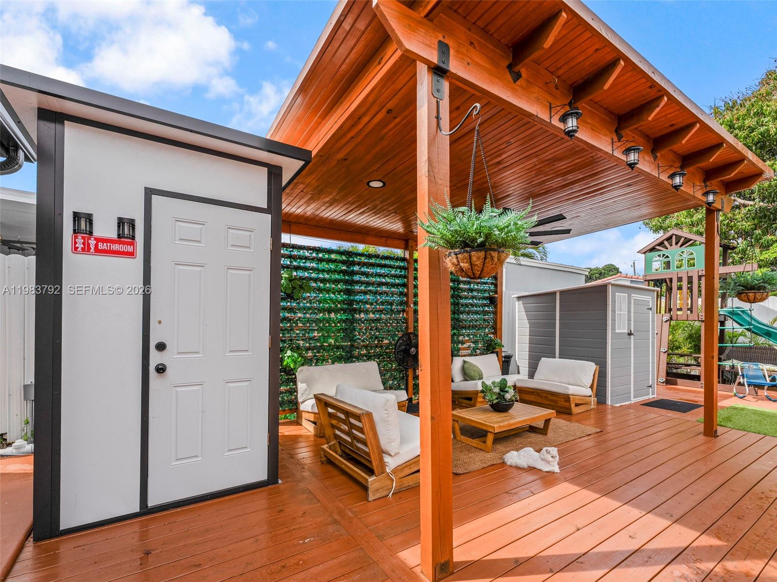 W FLAGLER PK - Residential