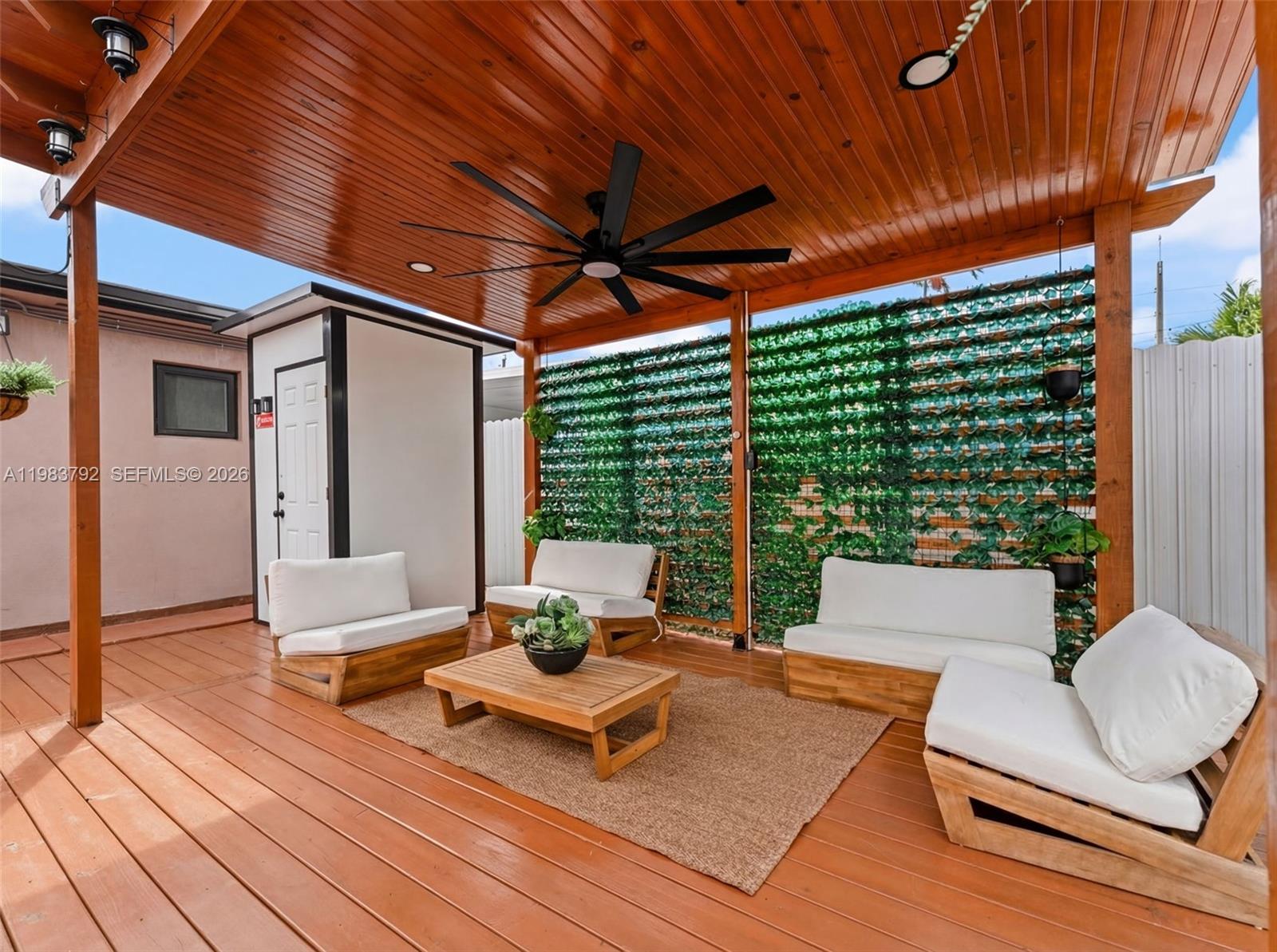 W FLAGLER PK - Residential