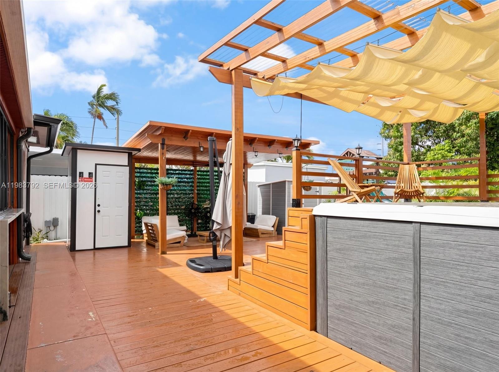 W FLAGLER PK - Residential