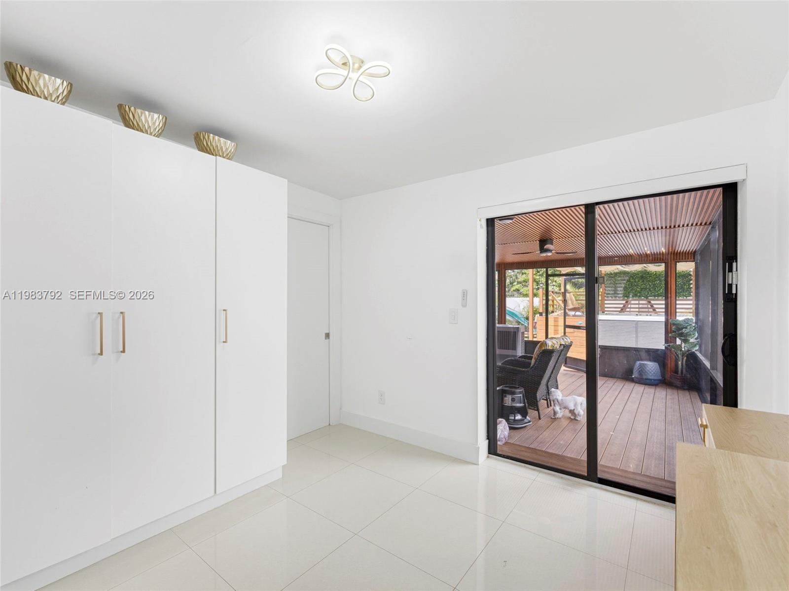 W FLAGLER PK - Residential