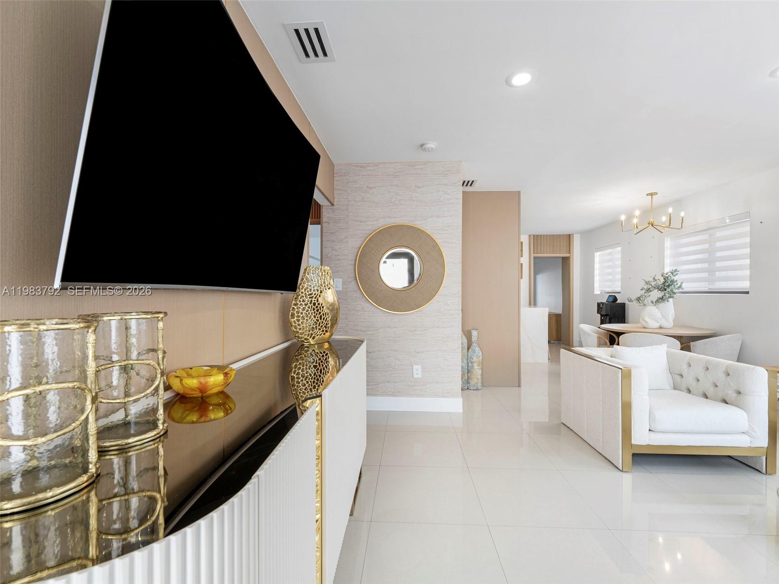 W FLAGLER PK - Residential