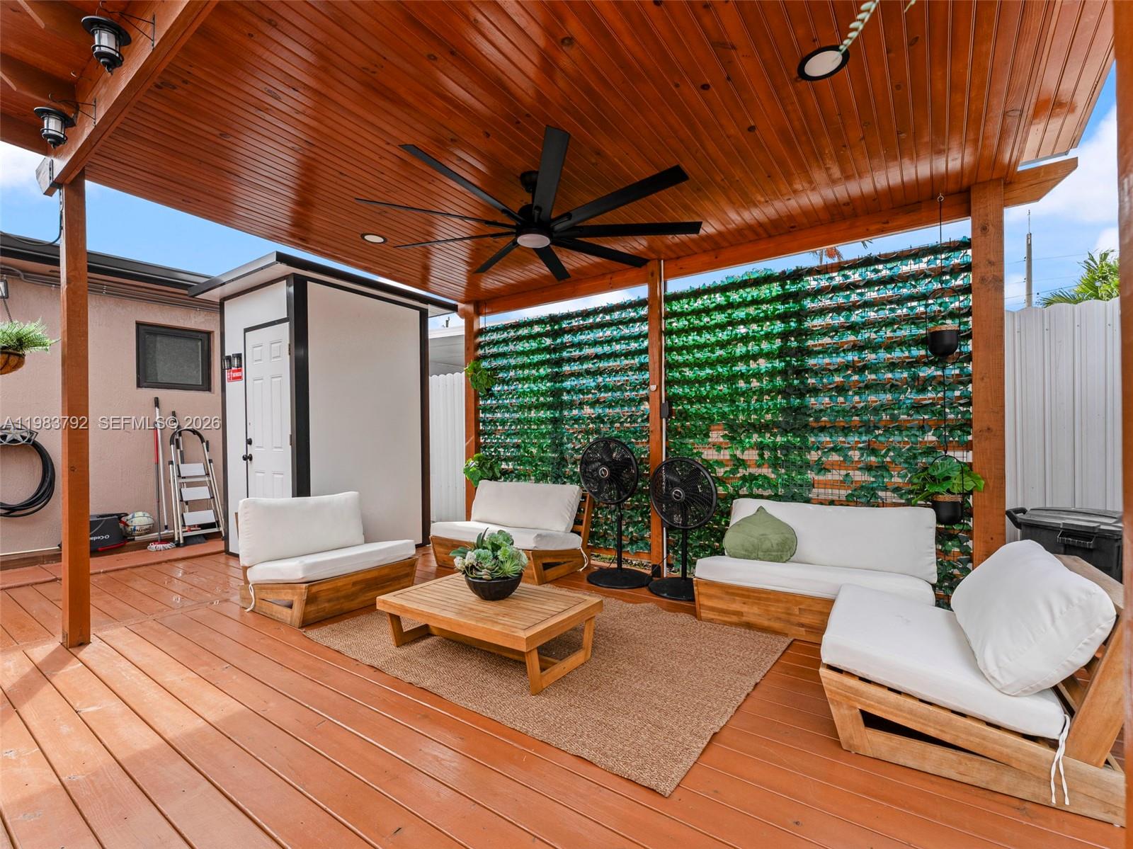 W FLAGLER PK - Residential