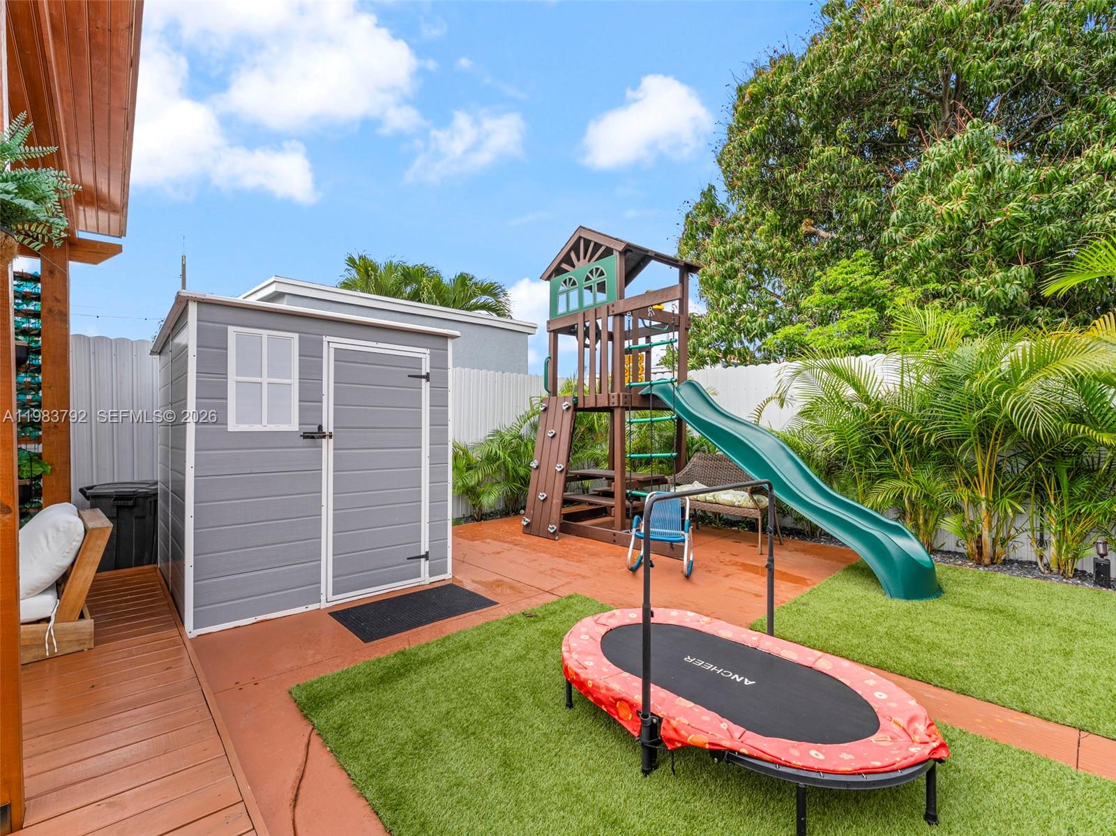 W FLAGLER PK - Residential