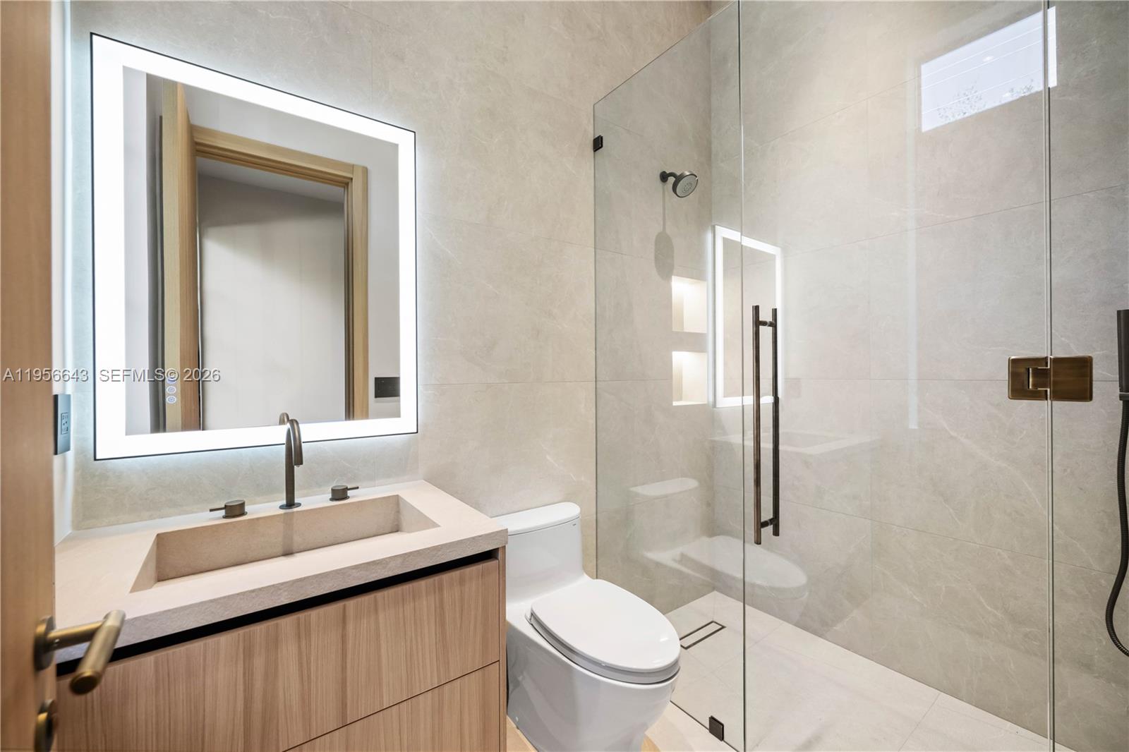 HIGH PINES REV PLAT OF 2N - Residential