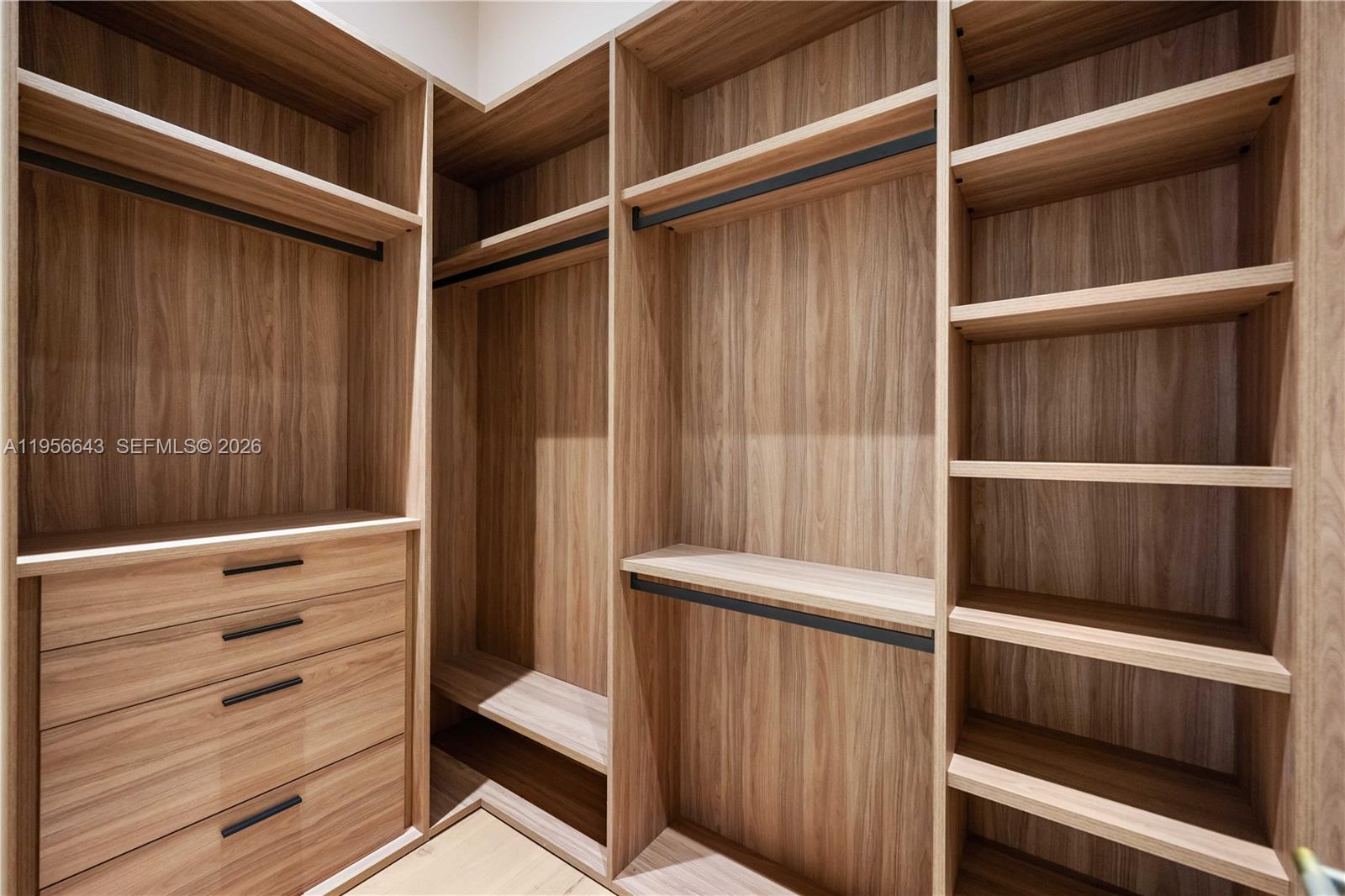 HIGH PINES REV PLAT OF 2N - Residential