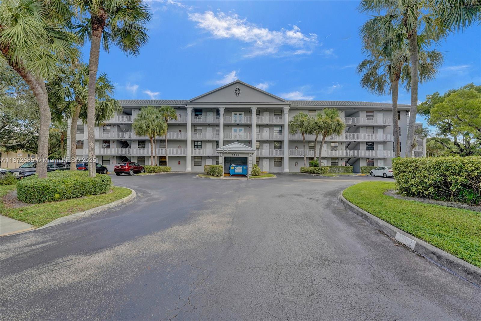 CONDO 1 OF WHITEHALL COND - Residential Lease