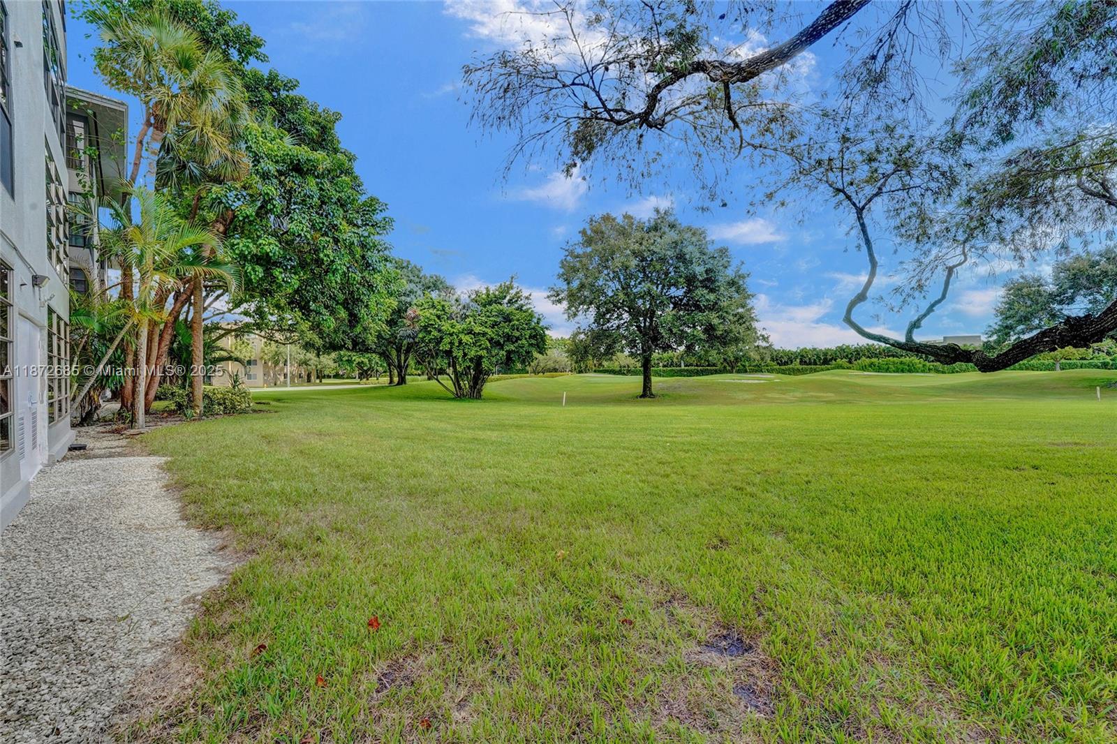 CONDO 1 OF WHITEHALL COND - Residential Lease