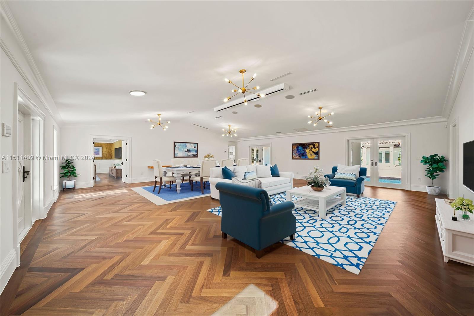 JUNELAND - Residential