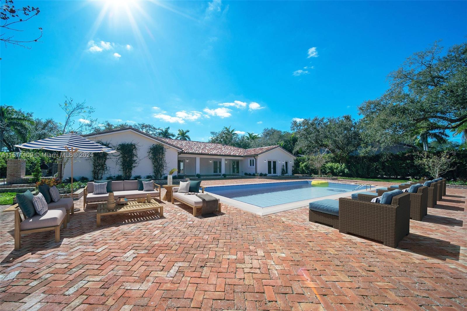 JUNELAND - Residential