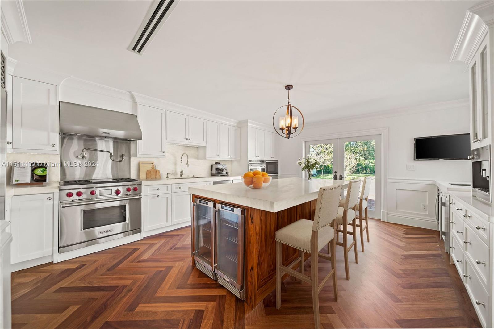 JUNELAND - Residential