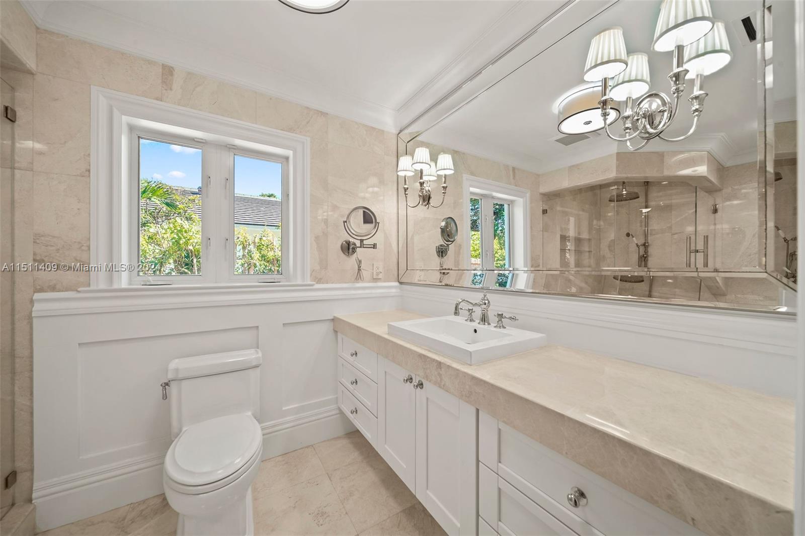 JUNELAND - Residential