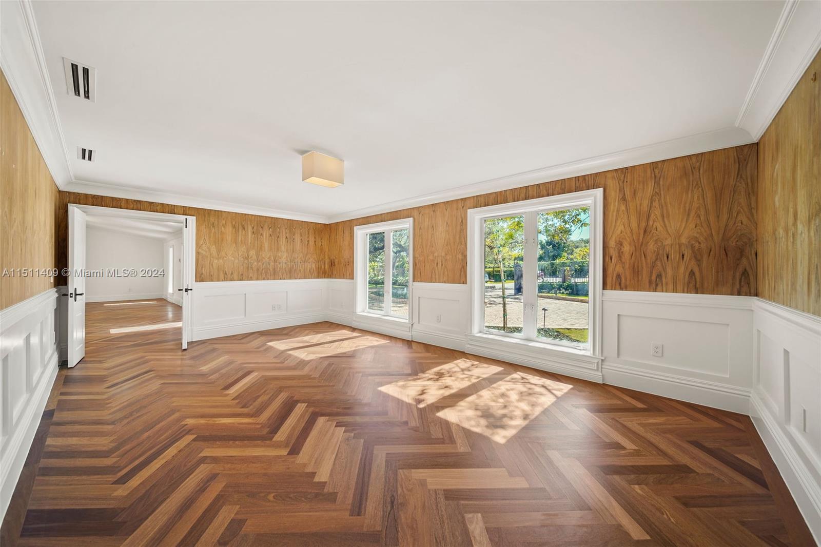 JUNELAND - Residential