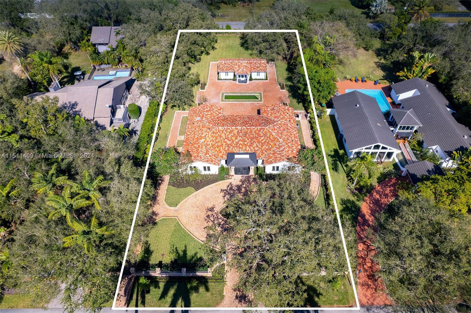 JUNELAND - Residential