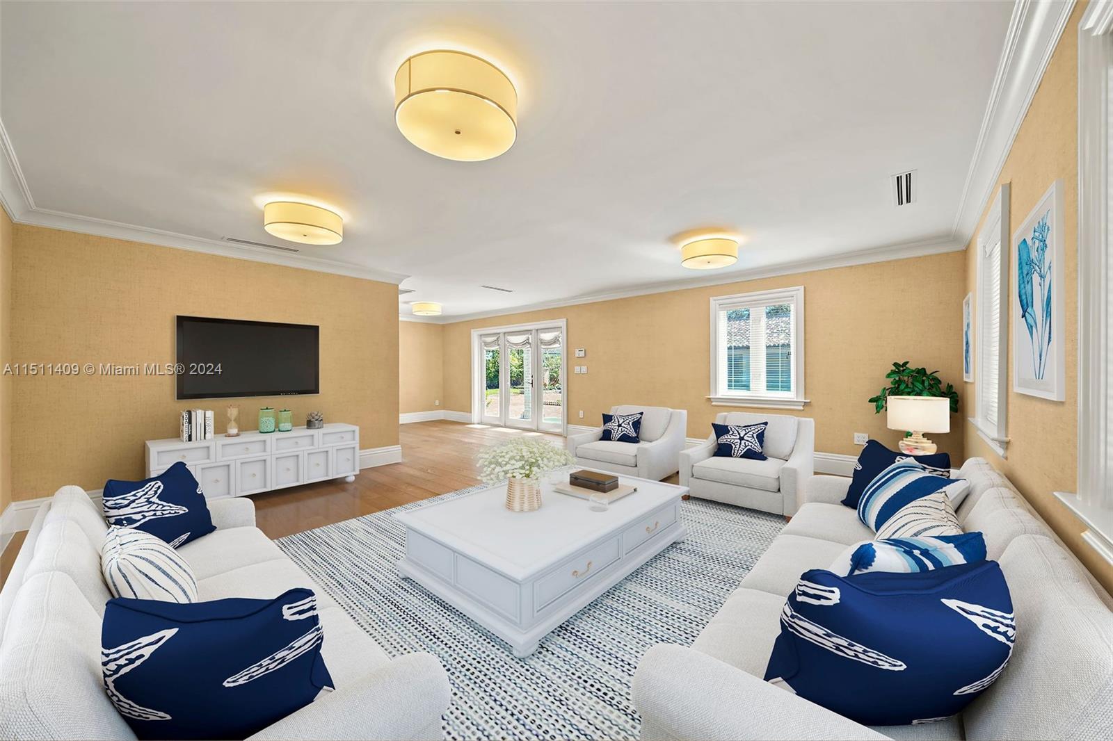 JUNELAND - Residential