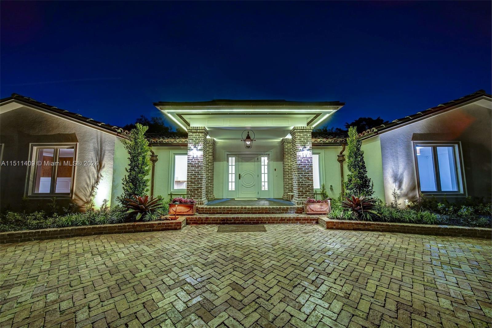 JUNELAND - Residential