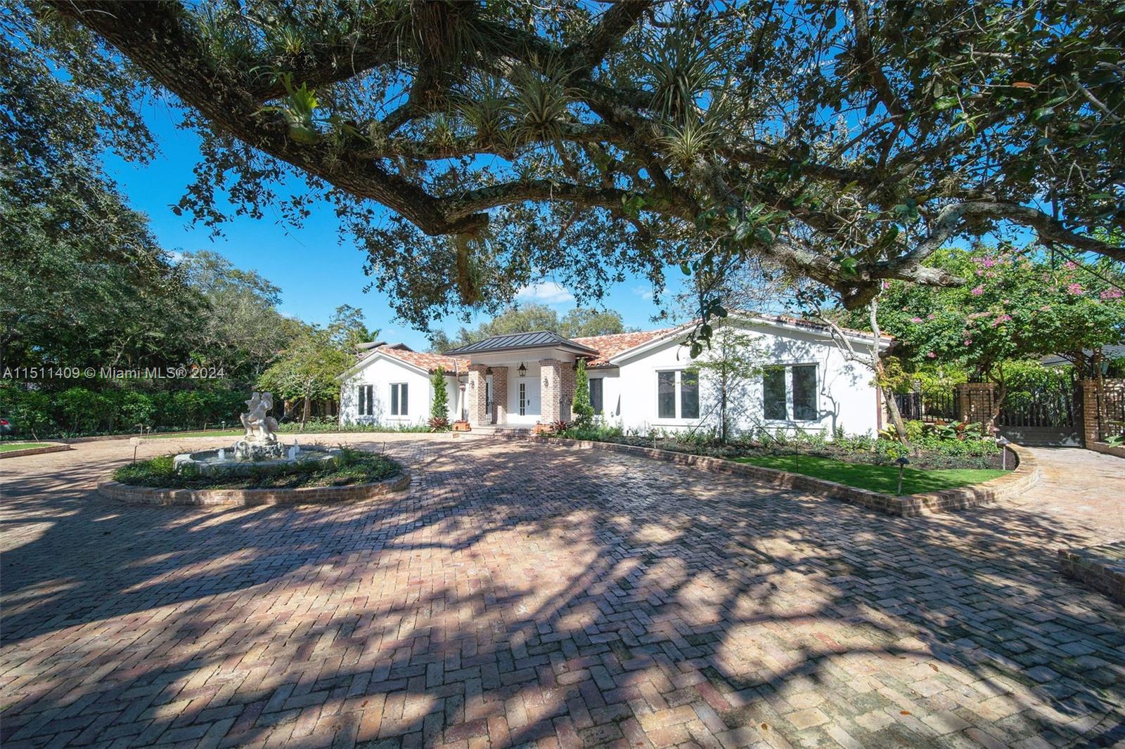 JUNELAND - Residential