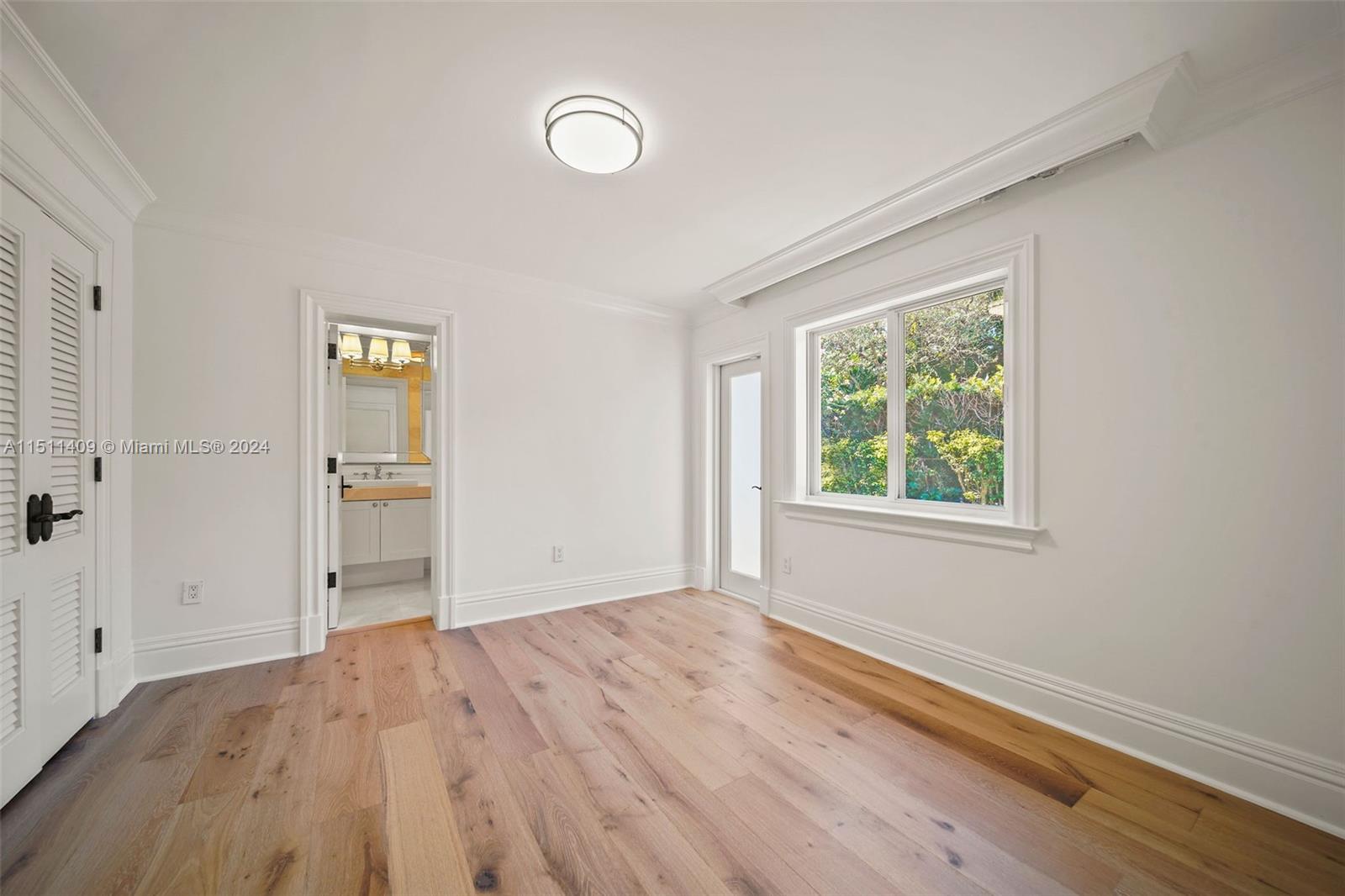 JUNELAND - Residential