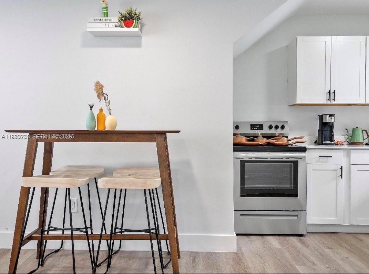 NORTHERN BLVD TRACK - Residential Income