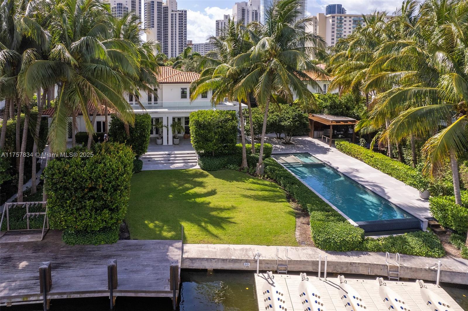 100 Golden Beach Dr