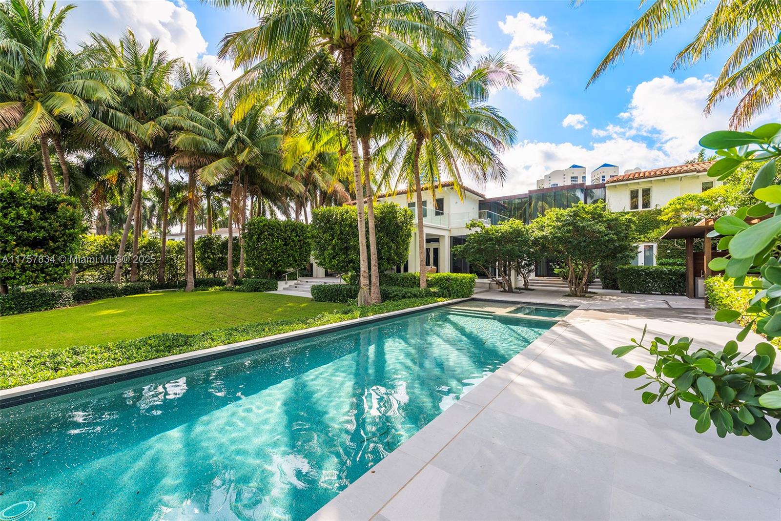 GOLDEN BEACH SEC D - Residential