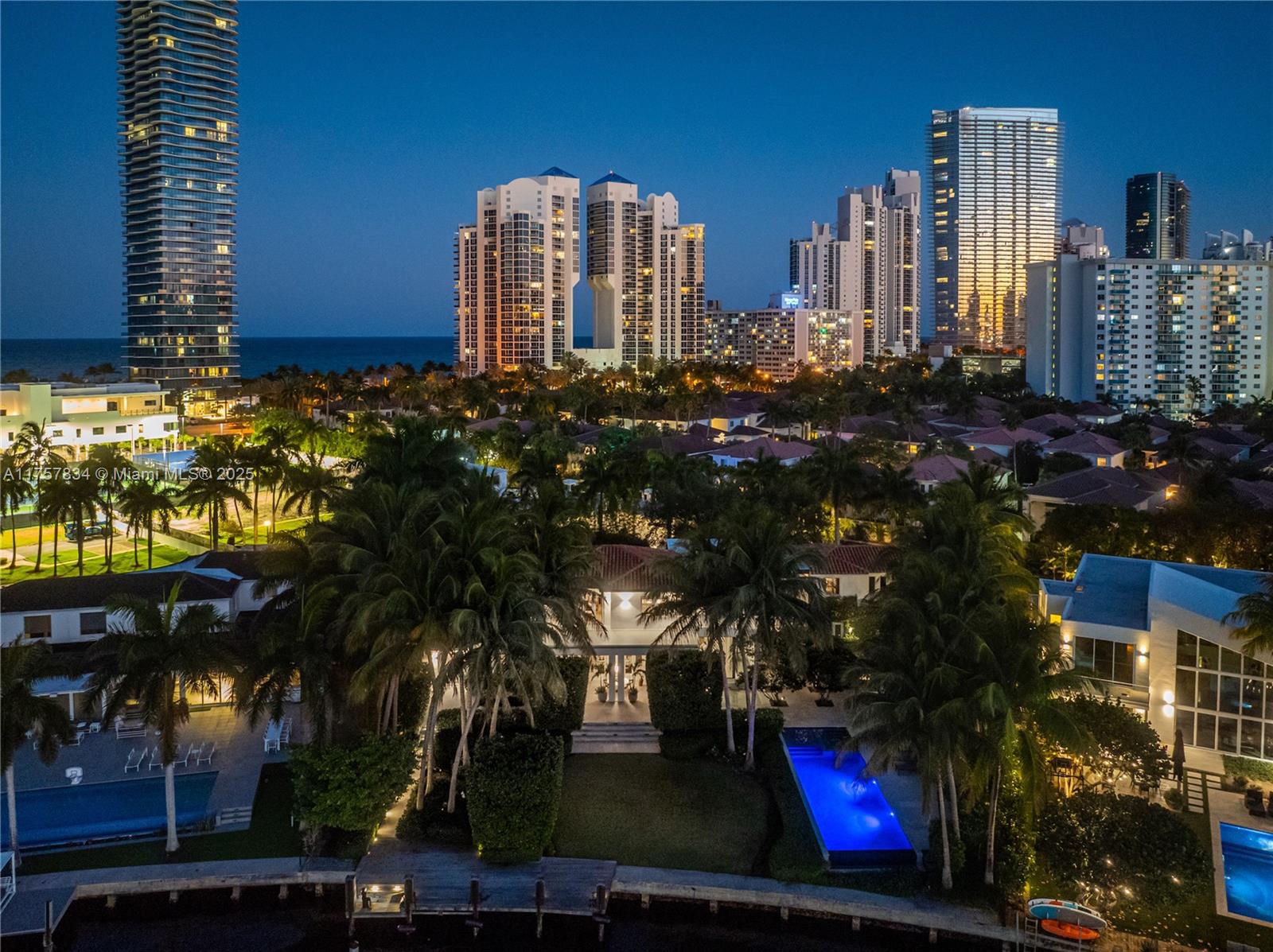 GOLDEN BEACH SEC D - Residential