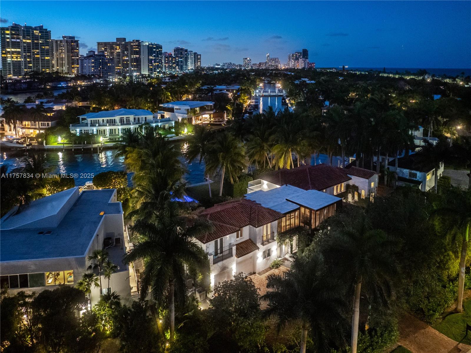 GOLDEN BEACH SEC D - Residential