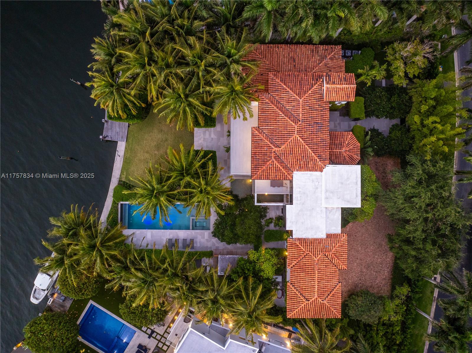 100 Golden Beach Dr
