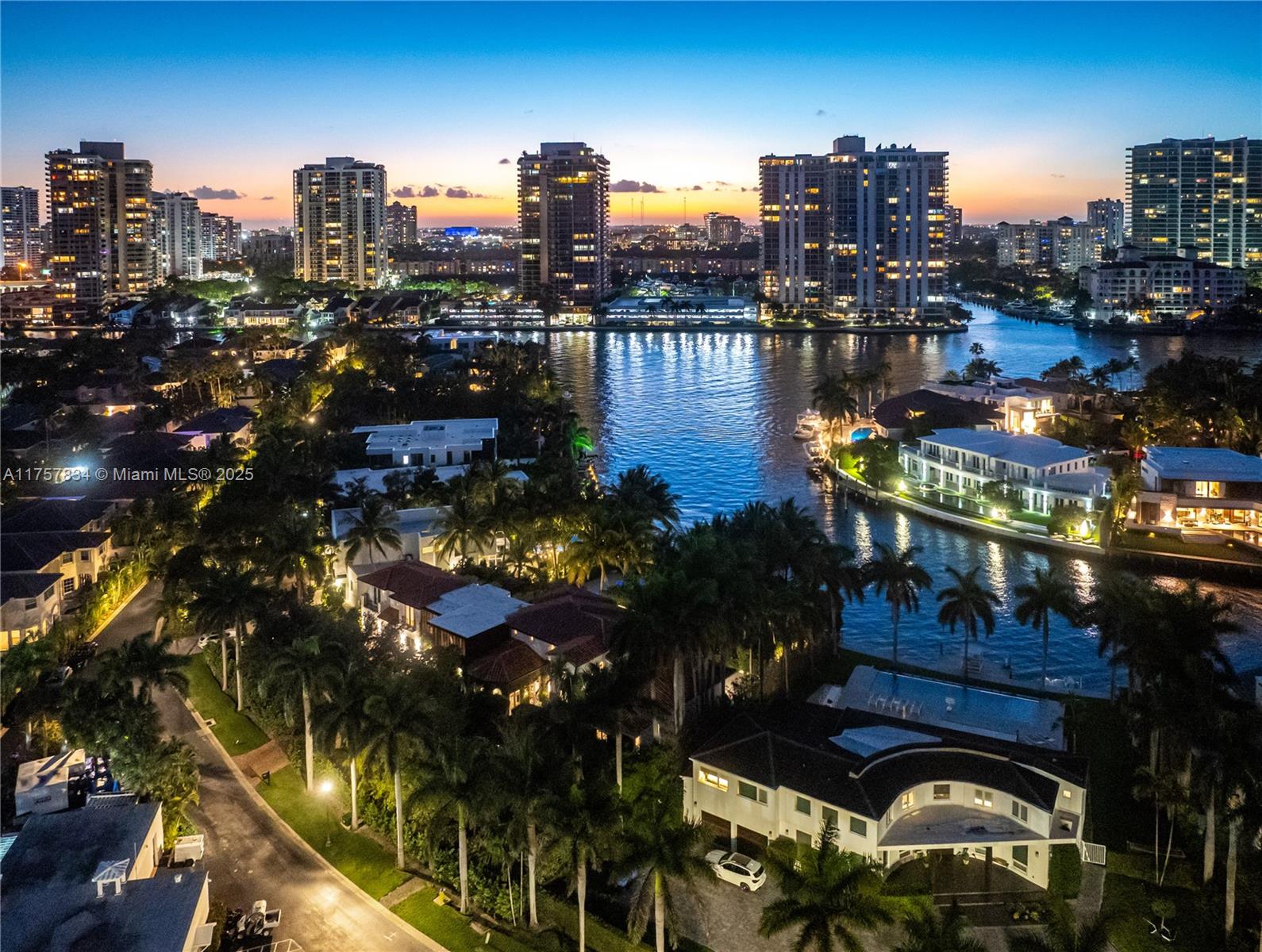 GOLDEN BEACH SEC D - Residential