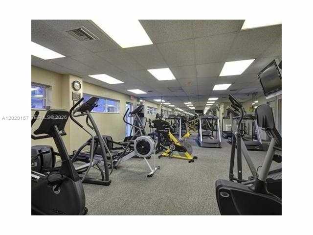 HAMPTON BEACH CLUB CONDO - Residential Lease