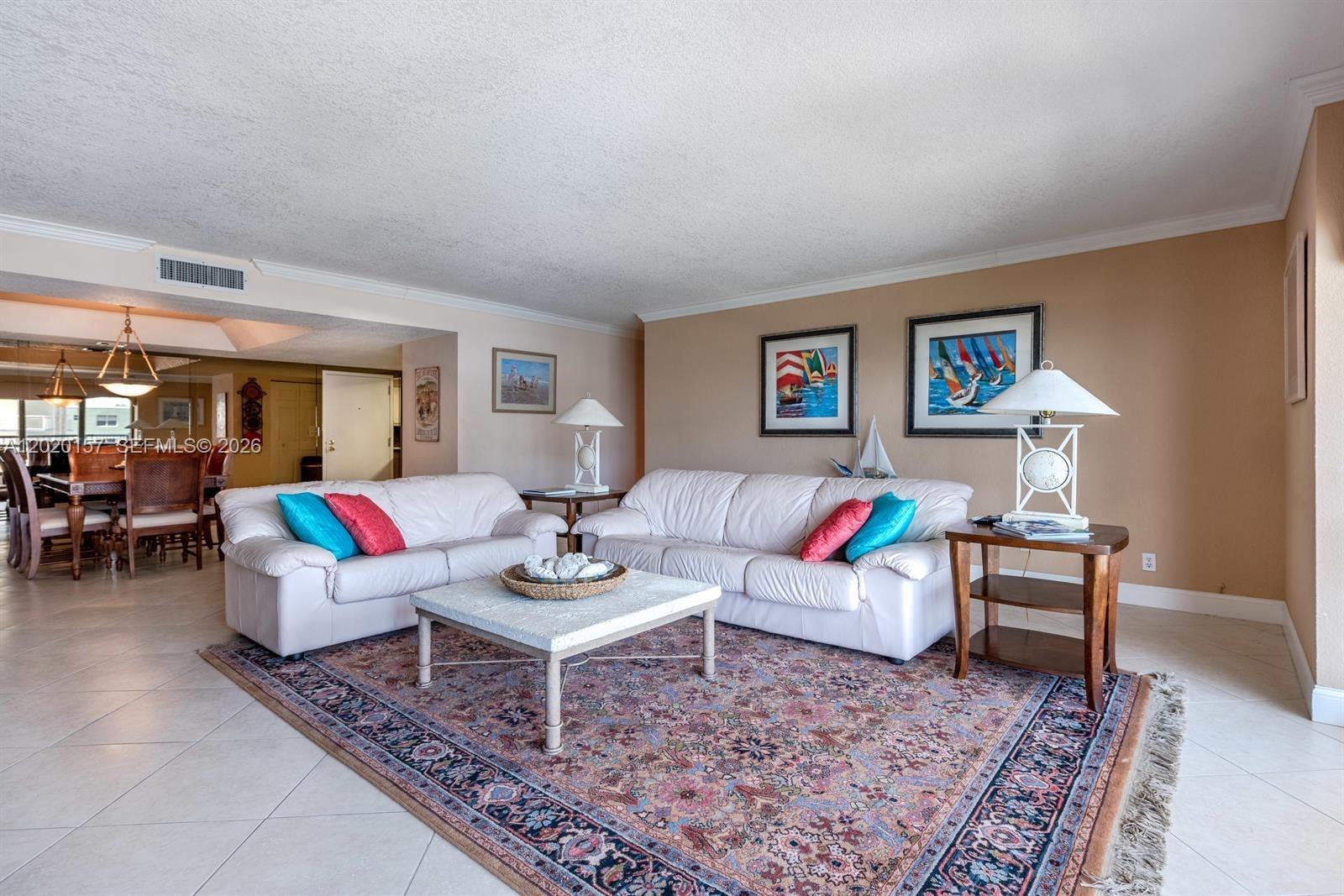 HAMPTON BEACH CLUB CONDO - Residential Lease