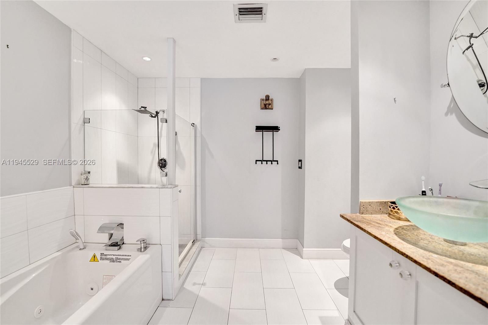 HOLLYWOOD GARDENS CONDOMI - Residential