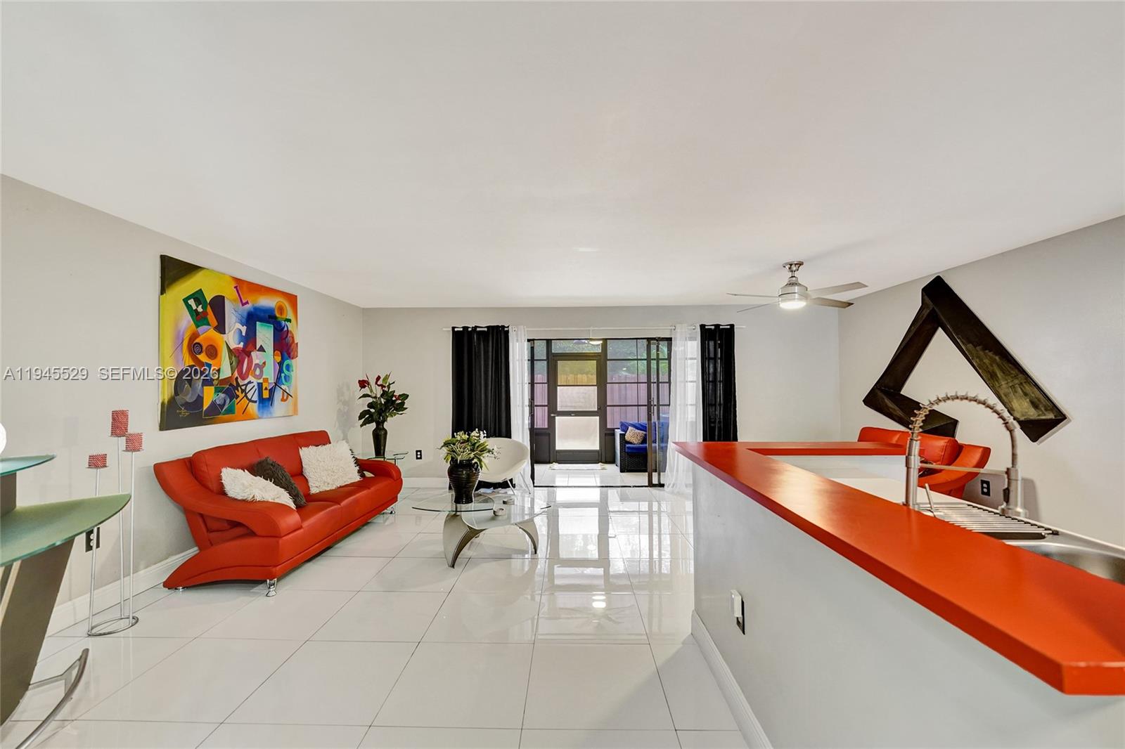 HOLLYWOOD GARDENS CONDOMI - Residential