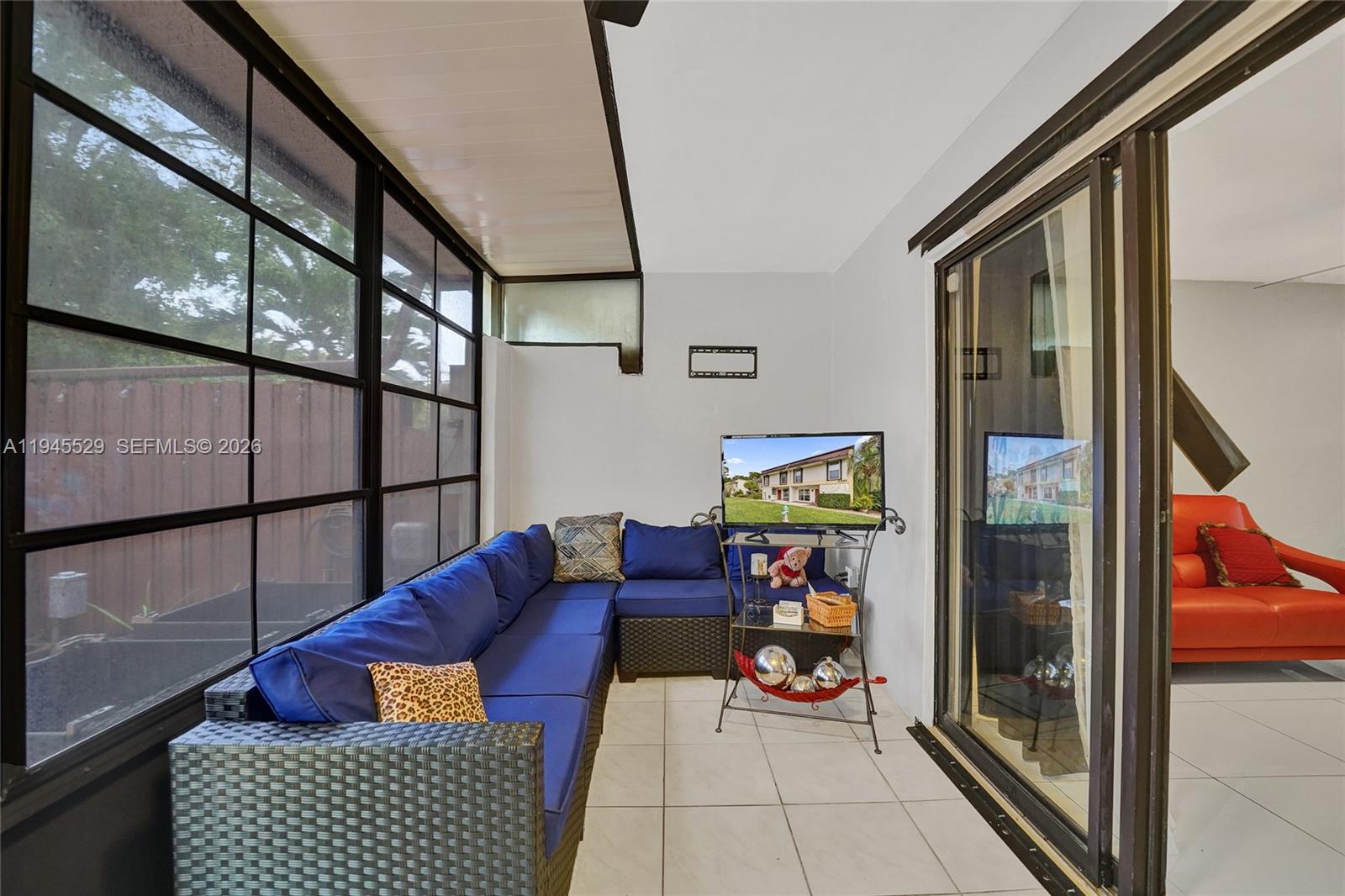 HOLLYWOOD GARDENS CONDOMI - Residential