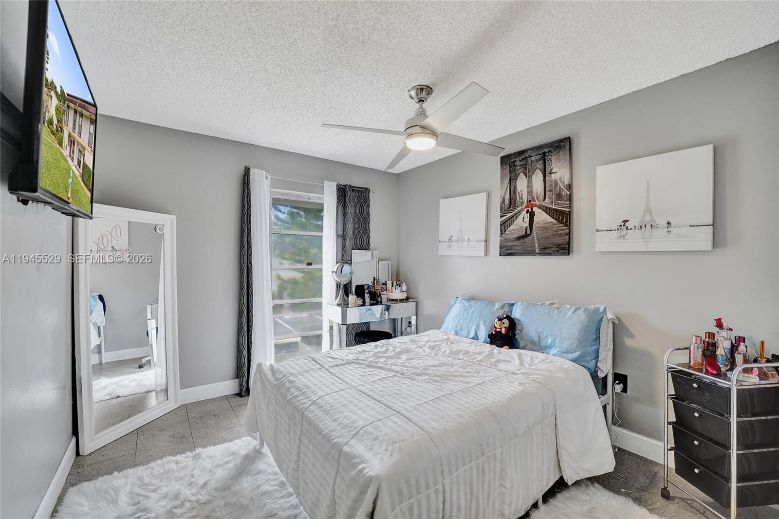 HOLLYWOOD GARDENS CONDOMI - Residential