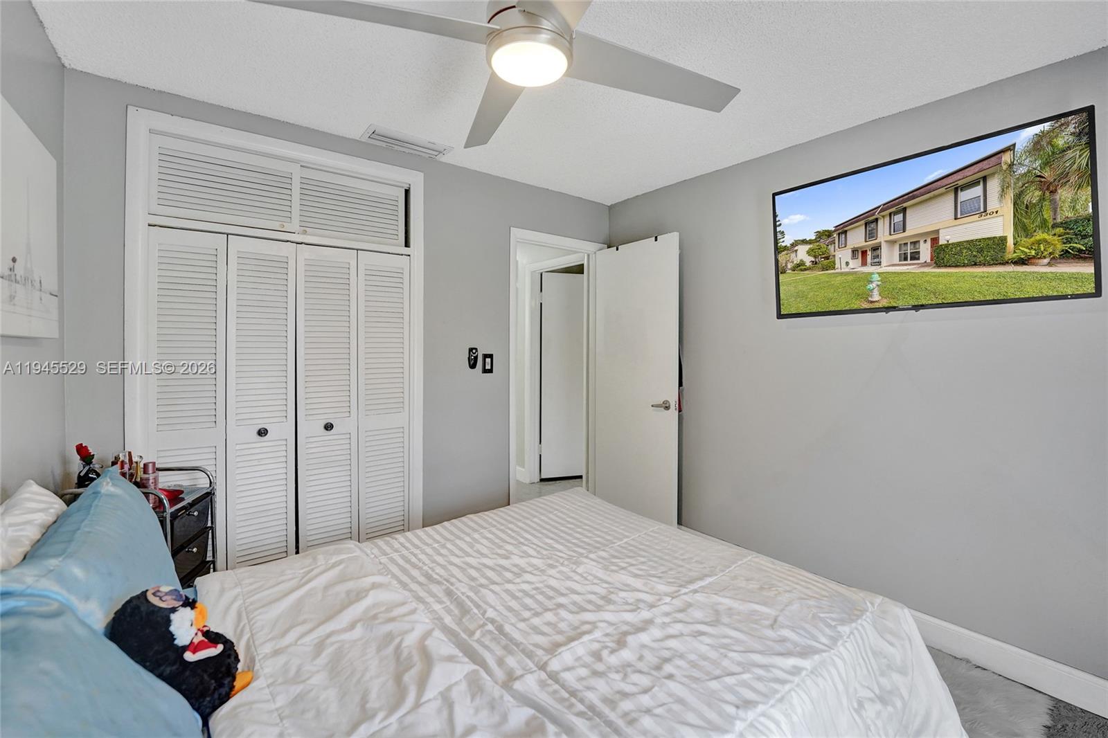 HOLLYWOOD GARDENS CONDOMI - Residential