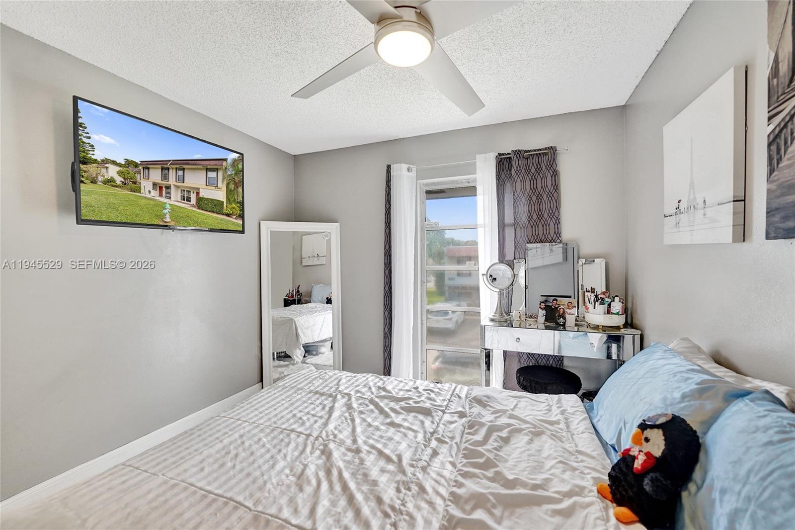 HOLLYWOOD GARDENS CONDOMI - Residential