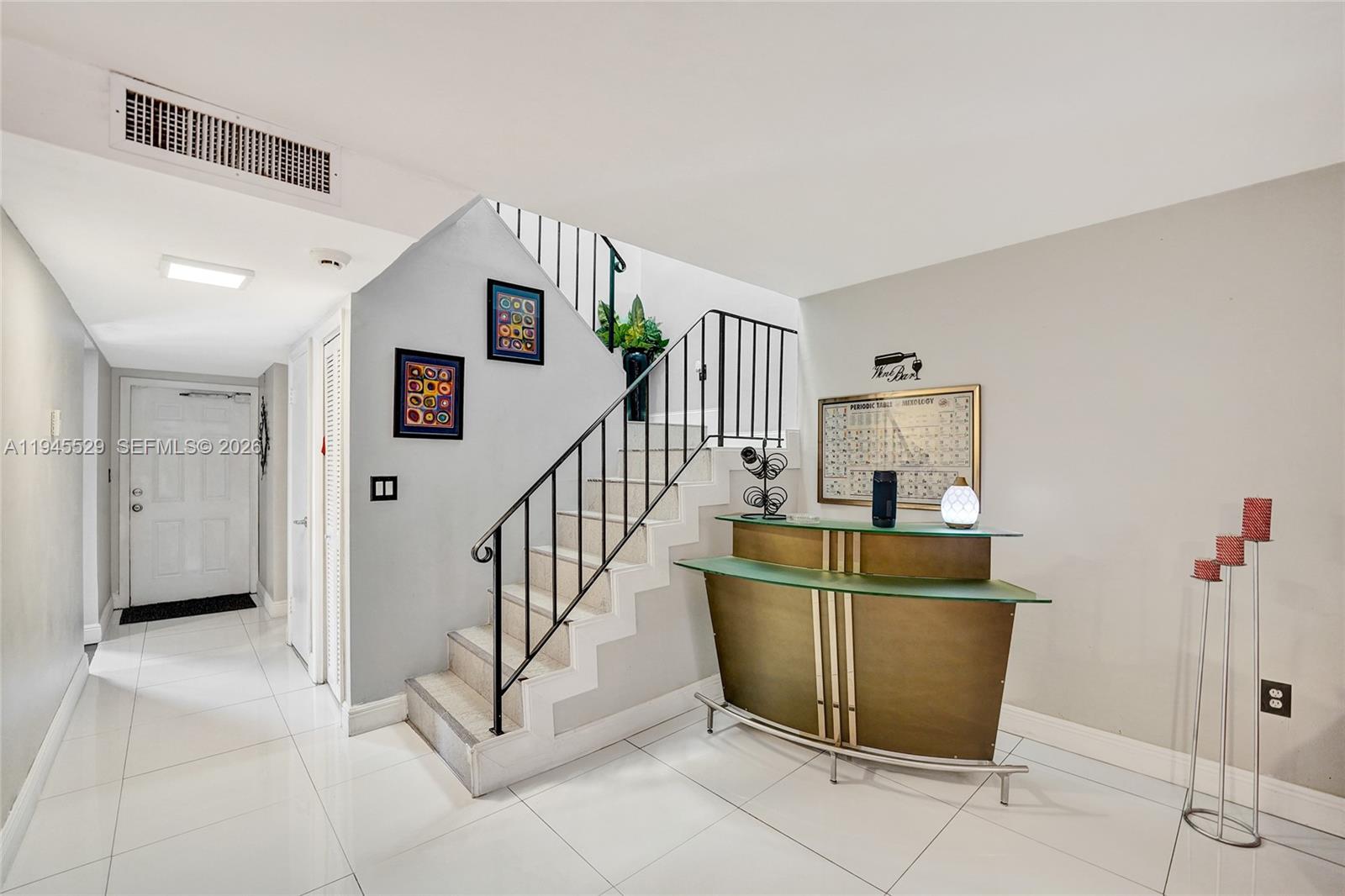 HOLLYWOOD GARDENS CONDOMI - Residential